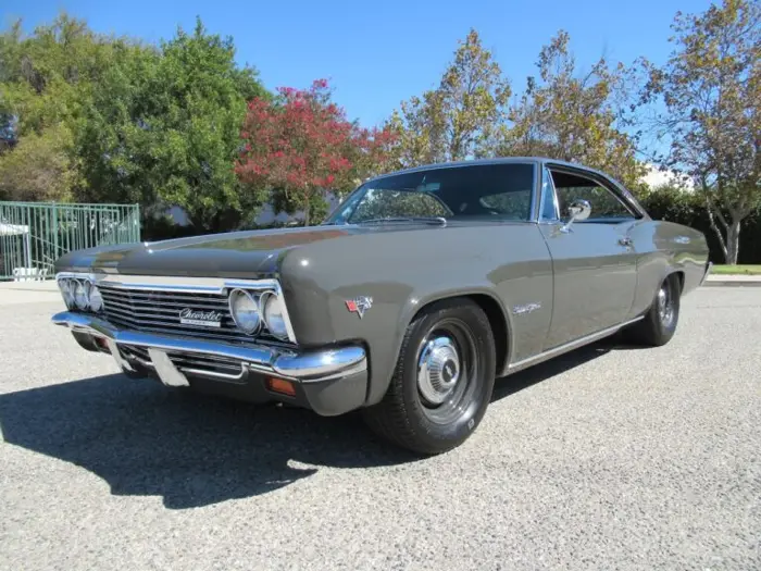 1966 Chevrolet Impala SS Custom Coupe, Signature Silicon Grey