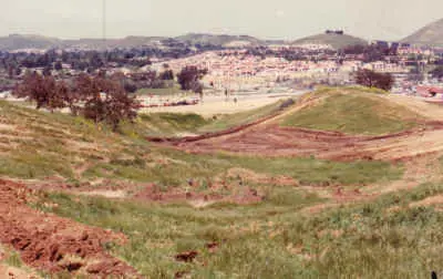 Grading at the corner of Lynn Road and the 101 Freeway, February 1978