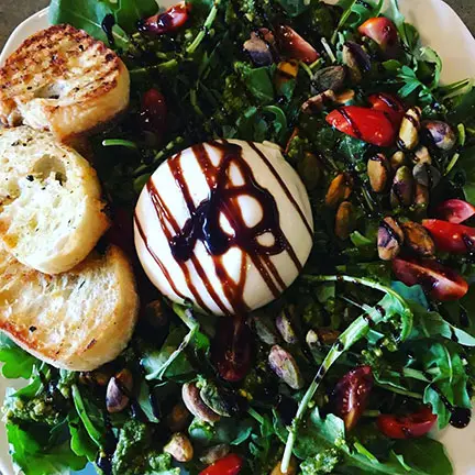 Burrata salad with crostini